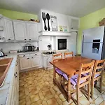Chic & Spacious Urban Oasis Villa La Courneuve