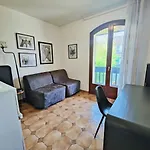 Chic & Spacious Urban Oasis Villa La Courneuve