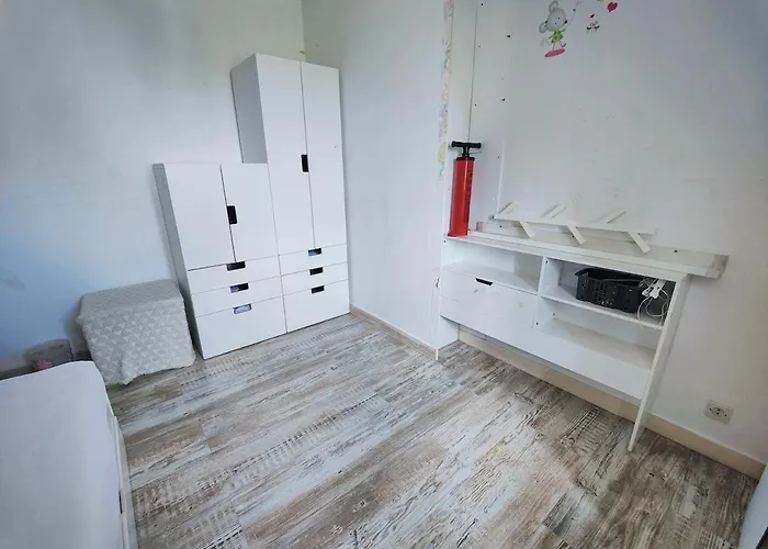 Villa Chic & Spacious Urban Oasis La Courneuve